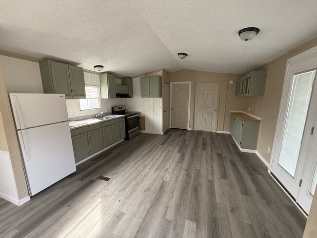 Photo - 738 Old Clemson Hwy