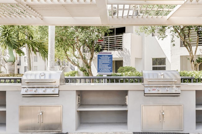 Sheridan Ocean Club Apartments