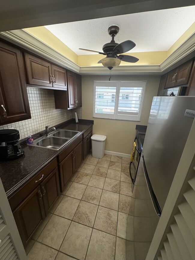 Photo - 708 S Tamiami Trl