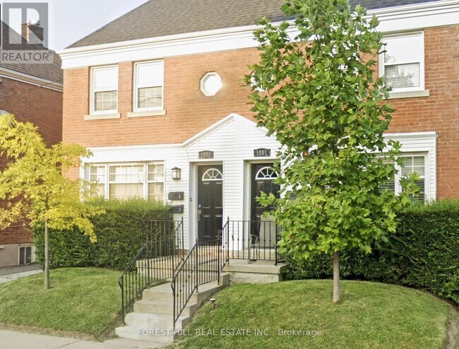 Photo - 1003 Avenue Rd Unit 2 (Upper)