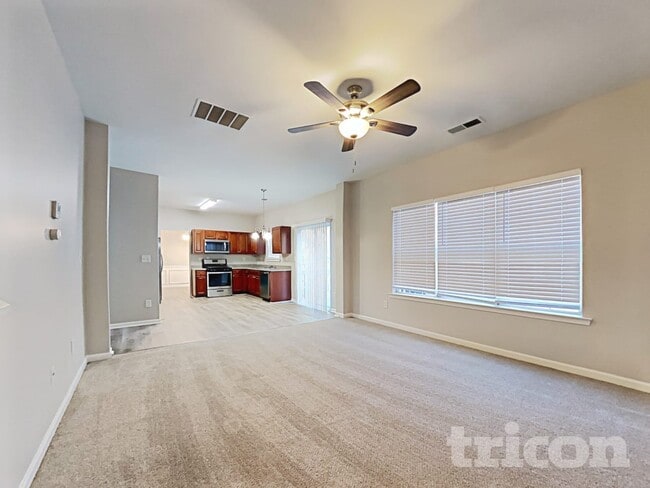 Photo - 7929 Village Pass