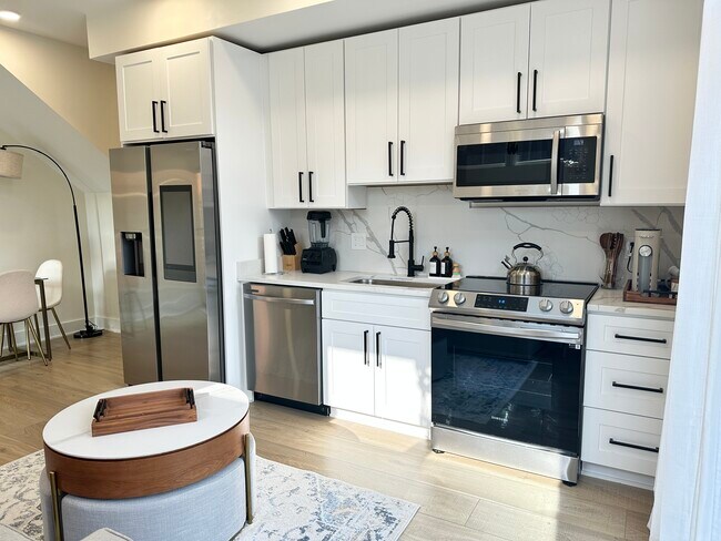 Photo - 1307 Longfellow St NW Unit 8