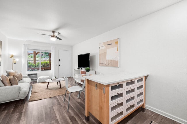 Photo - 6370 Rancho Mission Rd Unidad ID1296510P