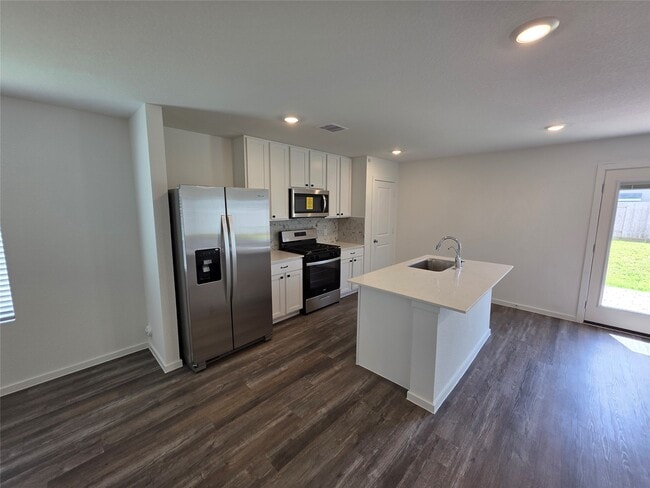 Photo - 40934 Seasoned Oak Ln
