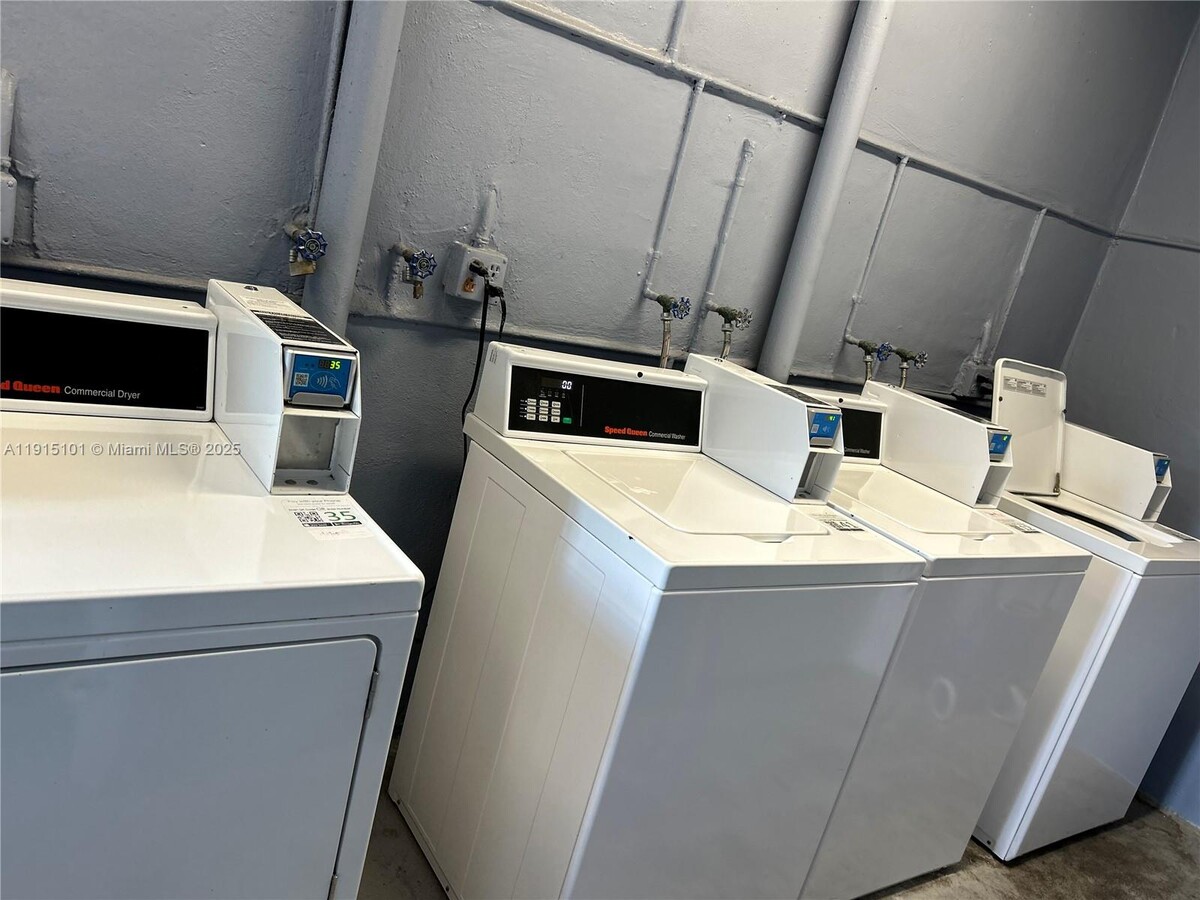 Photo - 110 SE 2nd St Unit 200