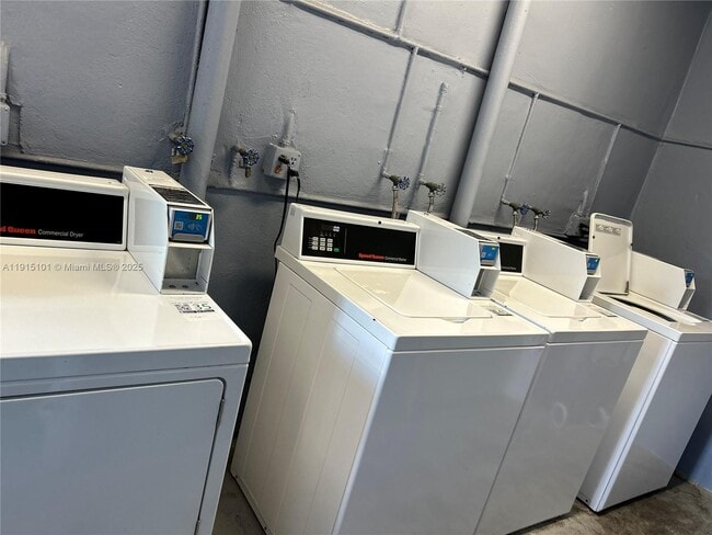 Photo - 110 SE 2nd St Unit 200