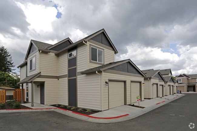 Building Photo - Fairview Court Townhomes