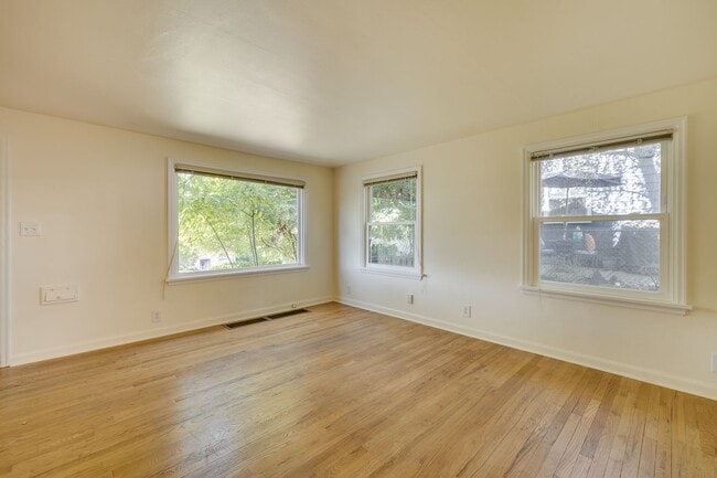 Photo - Charming 2BR Townhome in Magnolia