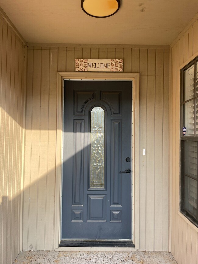 2201 Pin Oak Rd