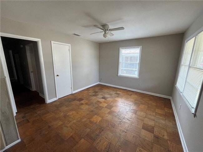 Photo - 17 Edinborough Ave