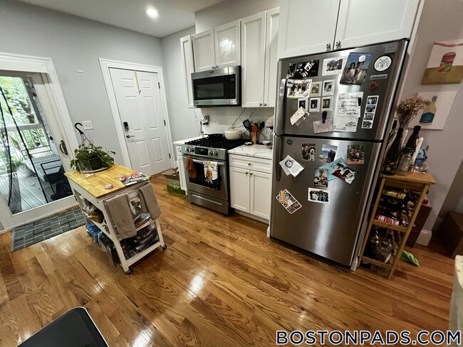 Photo - 372 Oxford St Unit 6