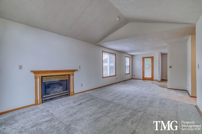 Photo - 2611 NE 99th Ave