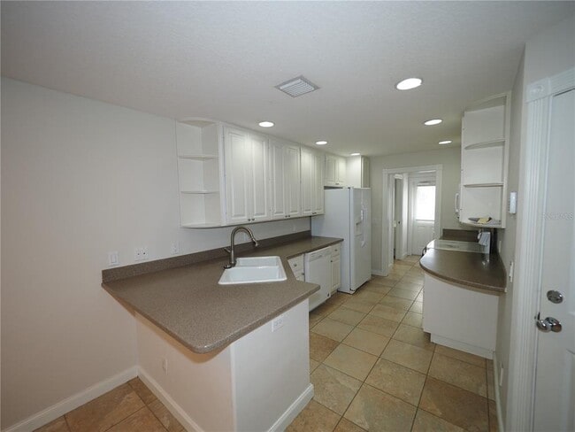 Photo - 1553 Napoli Dr W