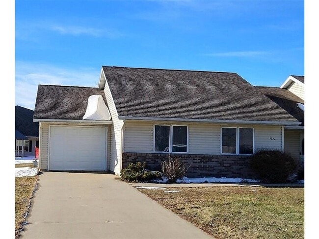 Building Photo - 1624 Blue Jay Blvd