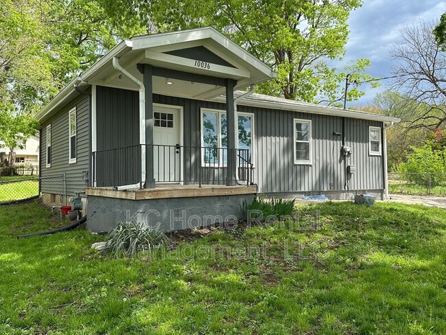 Photo - 10036 W 51st St House