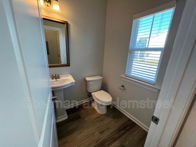 Photo - 7058 Hummingbird Dr Unit 7058 Hummingbird Dr