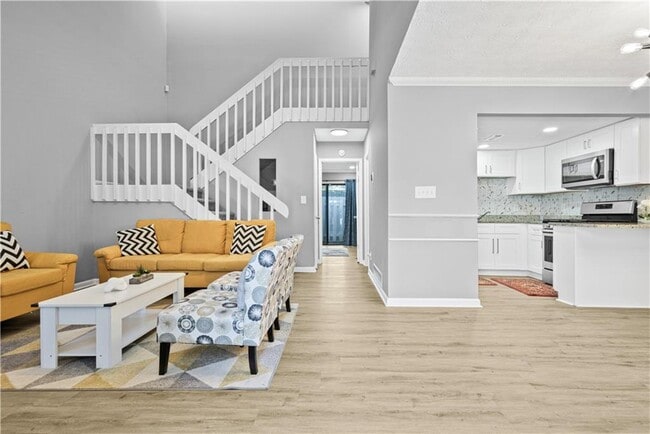 Building Photo - 1707 Cotton Patch Ln