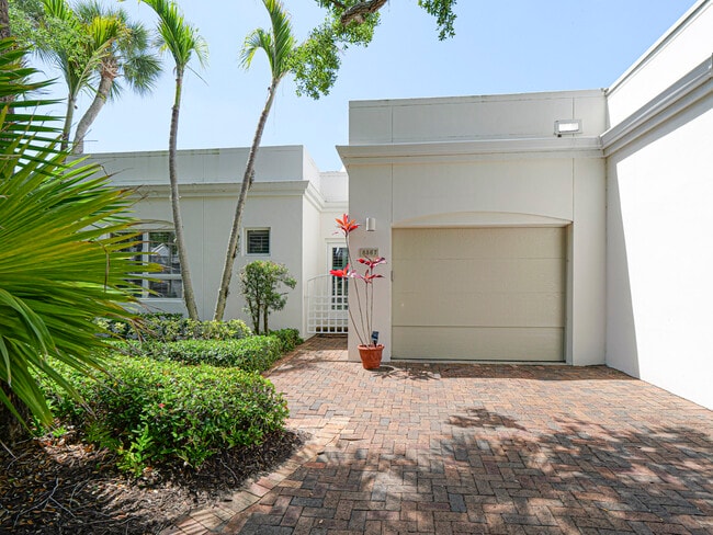 Photo - 8367 Baytree Dr