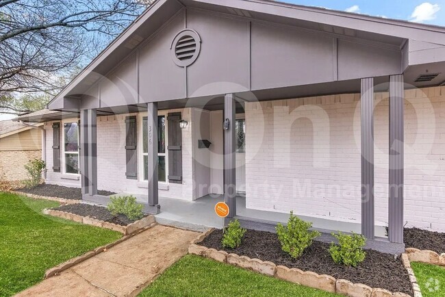 Building Photo - 306 Wildbriar Dr Rental