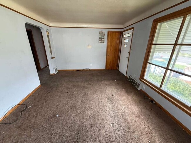 Photo - 3-BED, 1 BATH BEAUTIFUL SINGLE- FAMILY HOME IN MAPLE HEIGHTS!