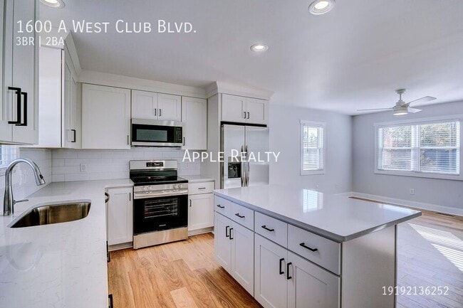 Photo - 1600 W Club Blvd