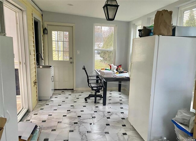 Photo - 107 Baker Hill Rd