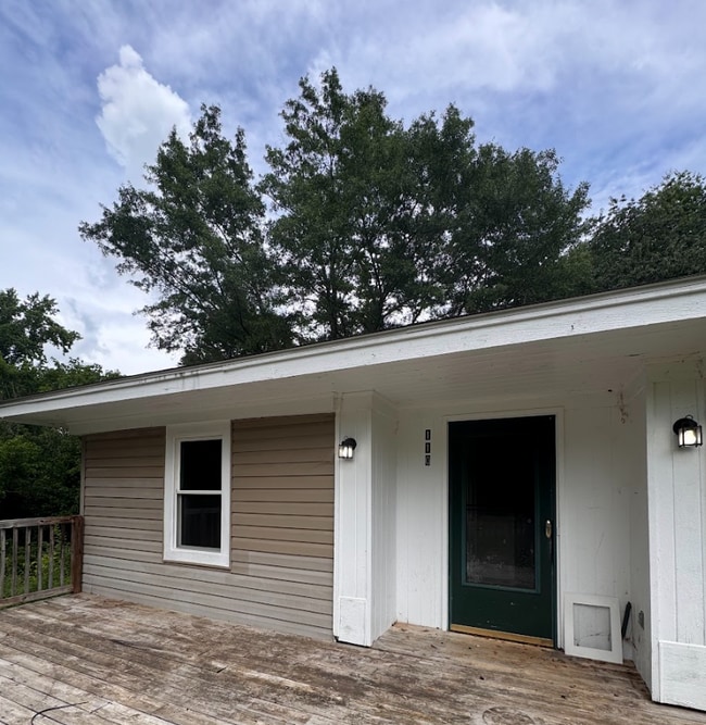 Photo - Move-In Ready 3BR/2BA Home with Nearly 1,600 Sq Ft in Anderson!
