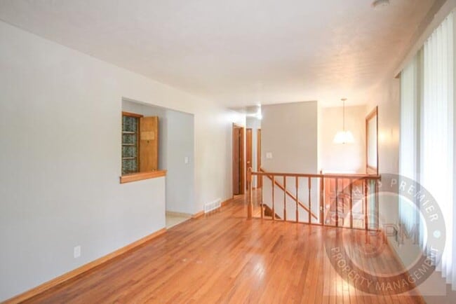 Photo - 3 Bedroom 1.5 Bathroom Home Located Minutes from Westroads Mall