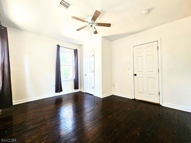 Photo - 91 Mead St