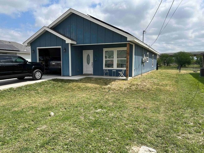 Building Photo - 105 St Joseph St