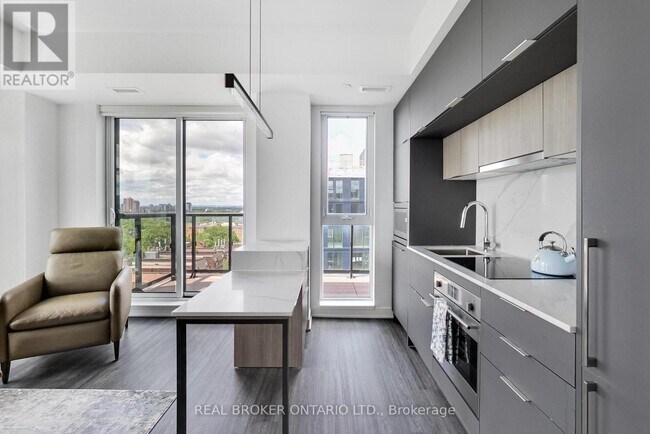 Photo - 185 Alberta Ave Unit 1207
