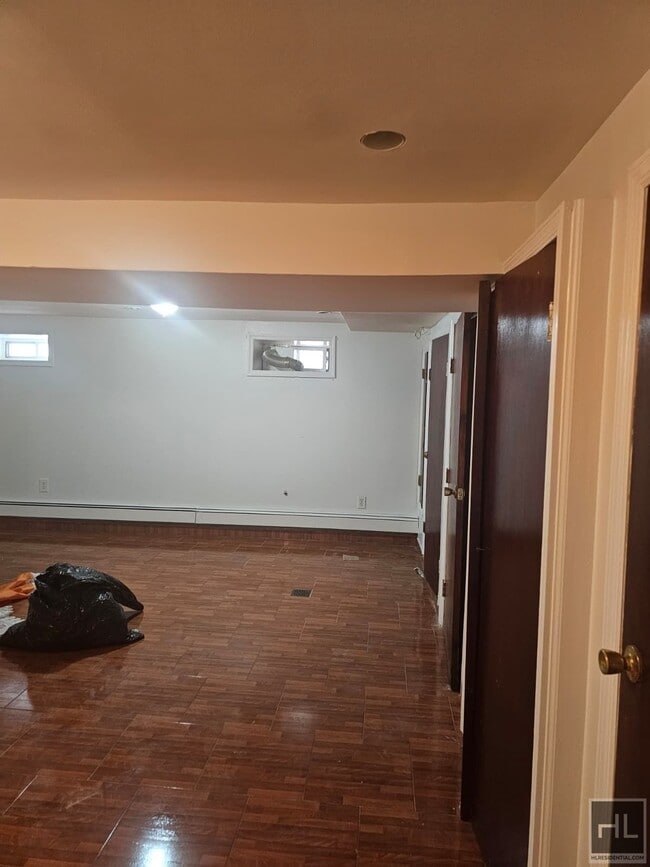 Photo - EAST 48 STREET