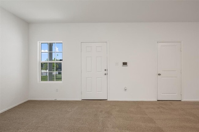 Photo - 1104 Cattail Ln