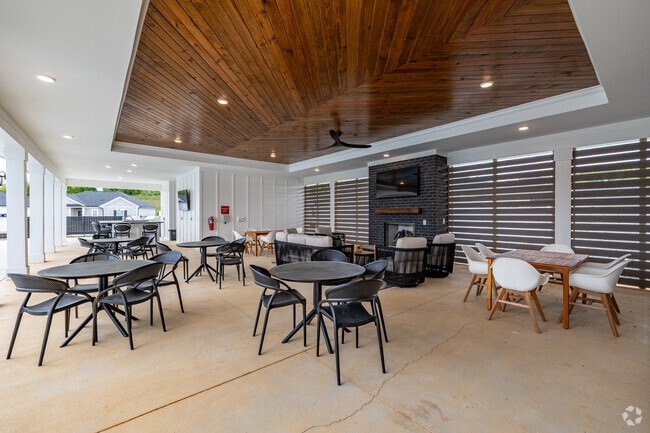 Outdoor Lounge