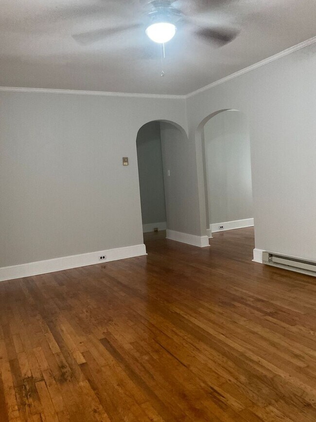 Two bedroom home in Charlotte Spacious h... House Rental in