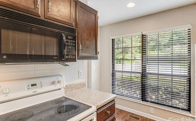 Photo - 314 Old Hendersonville Hwy Unidad 4 Rental