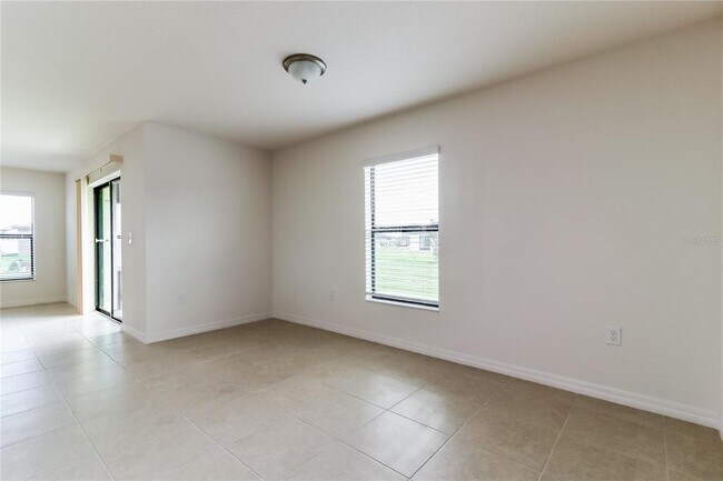 Photo - 2127 Peyto Wy House