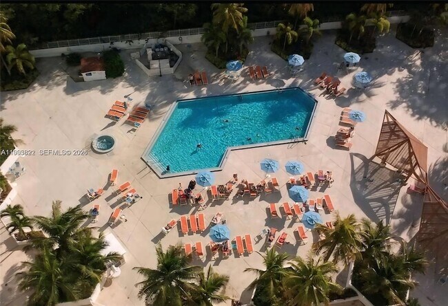 Photo - 500 Bayview Dr Unit 325