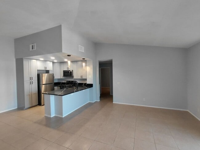 Photo - Stylish Condo Living in the Heart of Imperial!
