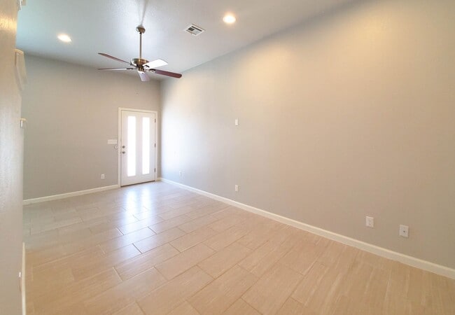 Photo - 6524 Hoop St Unit B