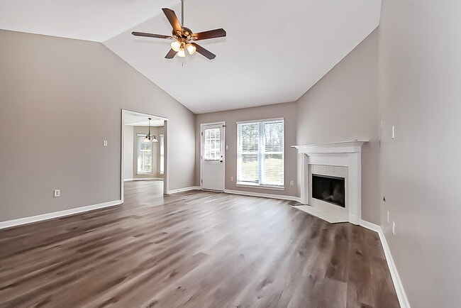 Photo - 1670 Timber Creek Dr