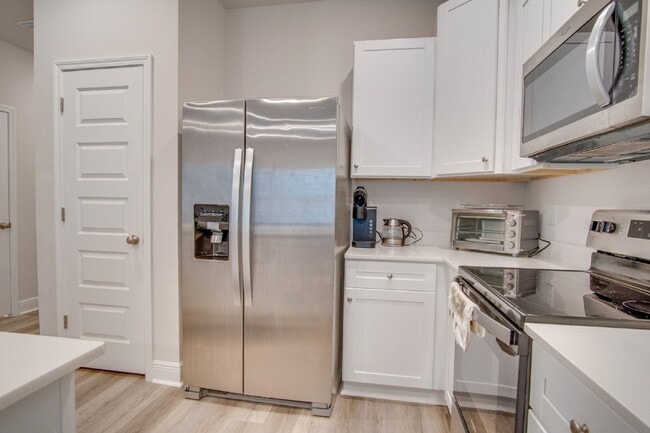 Photo - Convenient Gulf Breeze Location – 3BR/2.5B...