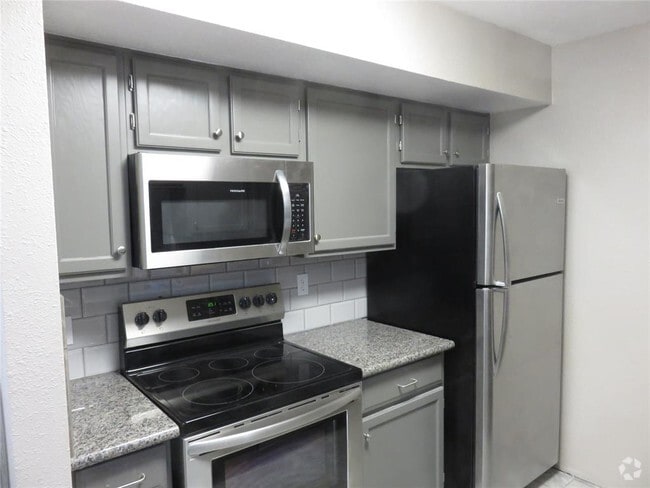 Building Photo - 2120 El Paseo St Unit 1702 Rental