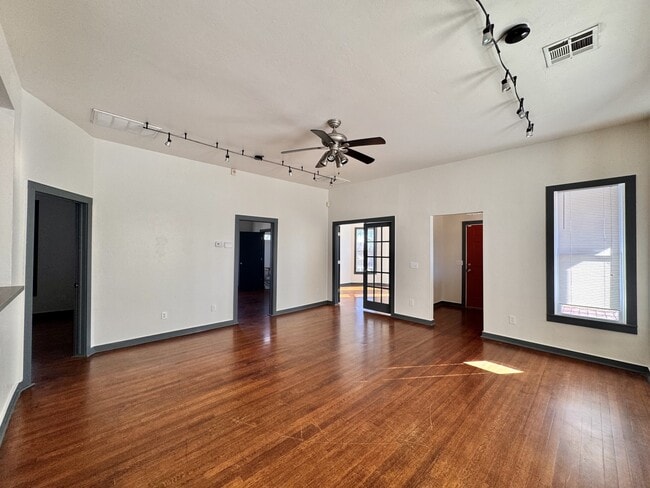 Photo - 1735 NW 13th St