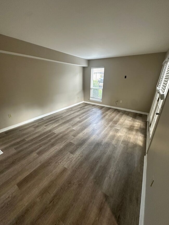 Photo - 2Bd/1.5Ba Townhouse located on the Germantown/Memphis Line!