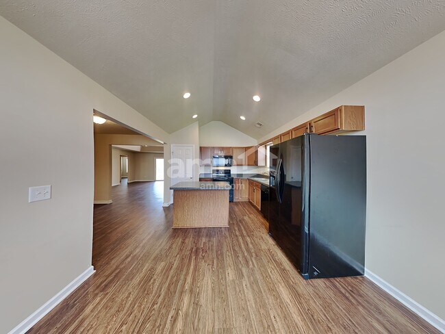 169 Remington Ave