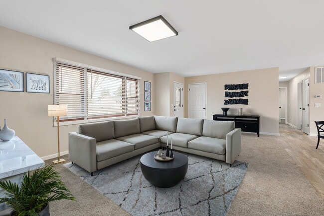 Photo - 300 Highland Ave
