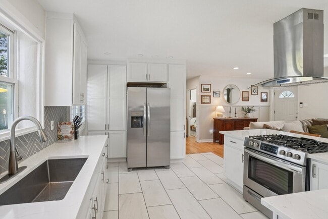 Photo - 1416 Willow St