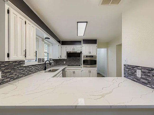 Photo - 4121 Chestnut St