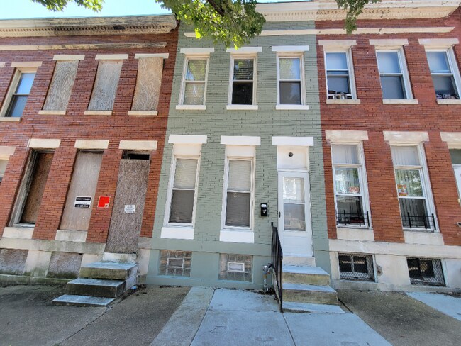 Building Photo - 2649 Harlem Ave Rental
